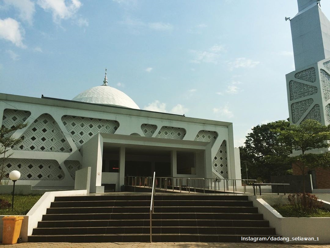 Masjid rest area manarik